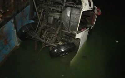 পদ্মায় ডুবে যাওয়া সেই বাসটিসহ অন্তত ১১ মরদেহ উদ্ধার