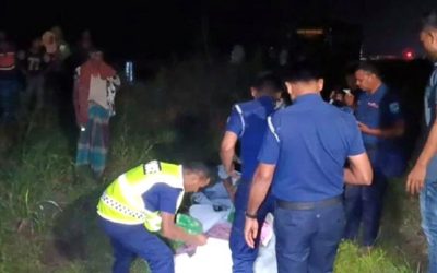 বাসের তেল শেষ হওয়ায় বসেছিলেন রেললাইনে, কাটা পড়ে ৫ জনের মৃত্যু