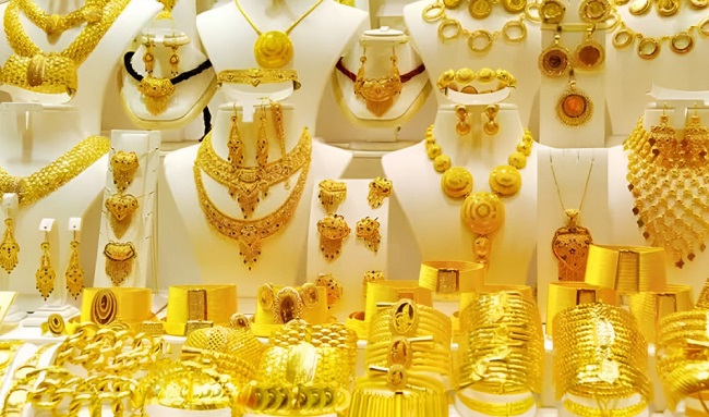 সোনার দাম কমানো হয়েছে ৫ হাজার ৪৮২ টাকা