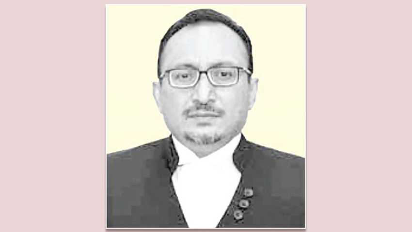 হাইকোর্টের বিচারপতি রেজাউল হাসানের পদত্যাগ