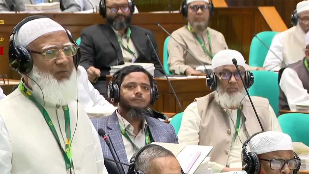 সরকার ও বিরোধী দলের মধ্যে কোনো পার্থক্য রাখবেন না: স্পিকারকে শফিকুর