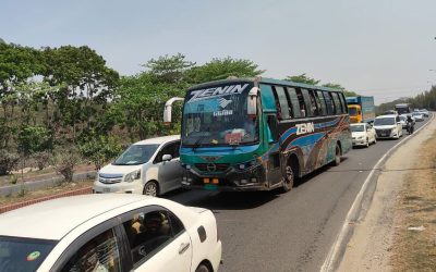 সিরাজগঞ্জ মহাসড়কে বেড়েছে যানবাহনের চাপ,নেই যানজট