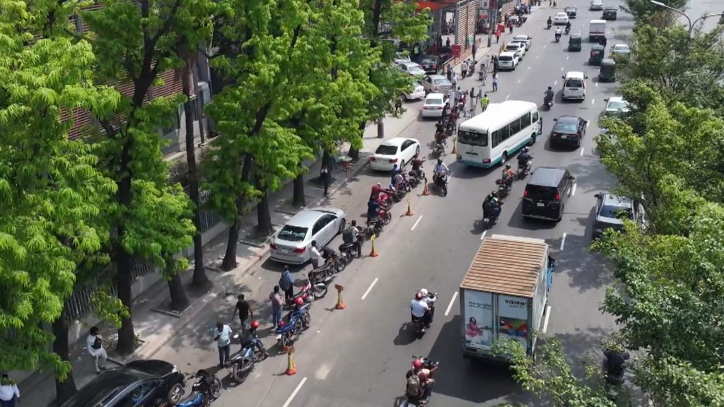 পাম্পে দীর্ঘ সারি থেকে সড়কে নিত্য দুর্ভোগ