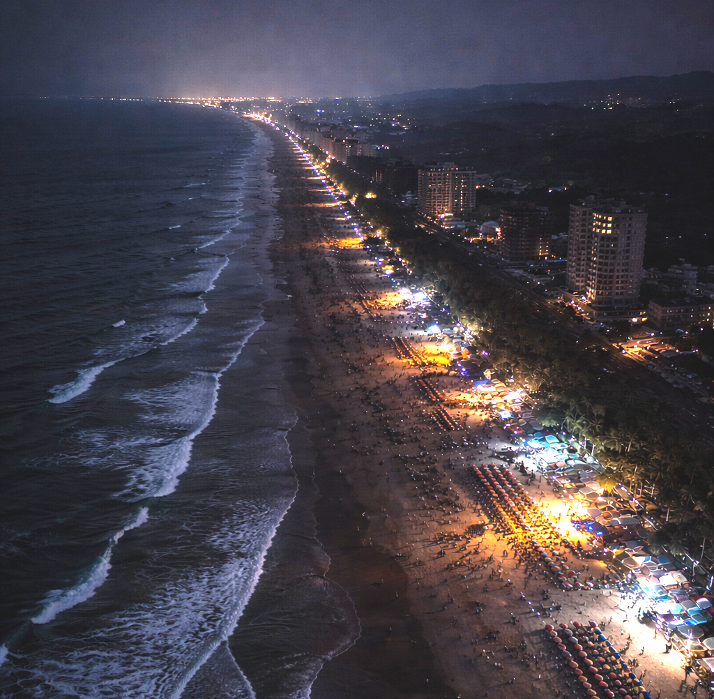 তীব্র লোডশেডিং আর জ্বালানি সংকটে বিপর্যস্ত কক্সবাজারের পর্যটন খাত