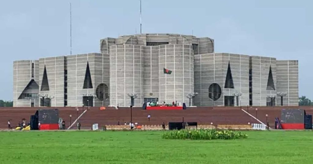 ত্রয়োদশ সংসদের সংরক্ষিত নারী আসনের ভোটের তফসিল ঘোষণা