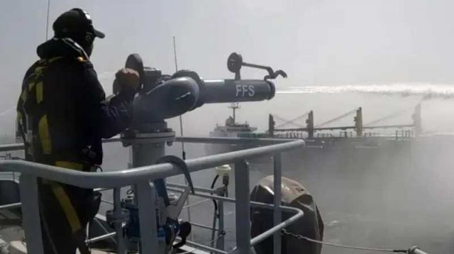 আরব সাগর থেকে বাংলাদেশিসহ ১৮ নাবিককে উদ্ধার পাকিস্তানের নৌবাহিনীর