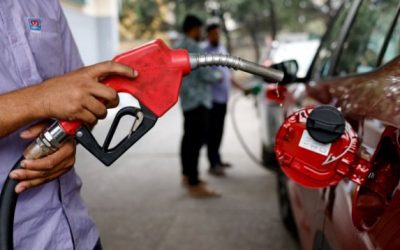 ভোগান্তি কিছুটা কমেছে,পুরোপুরি কাটেনি তেলের সংকট