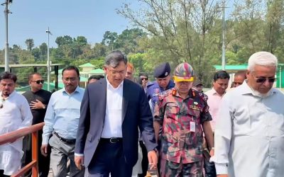 টেকনাফ স্থলবন্দর ঘুরে দেখলেন স্বরাষ্ট্রমন্ত্রী