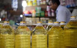 ভোজ্যতেলের বাজারে ‘ইঁদুর-বিড়াল’ খেলা