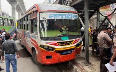 ফার্মগেইটে বাসের ধাক্কায় সিএনজি চালকের মৃত্যু
