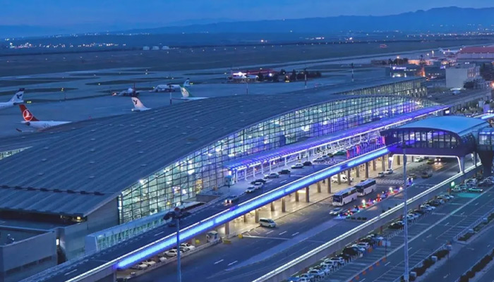 ইরানের প্রধান দুটি বিমানবন্দর পুনরায় চালু