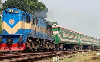 দুর্নীতিবাজকে আড়াল করার চেষ্টা রেলের