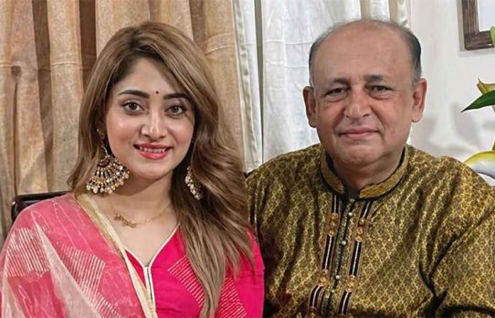 বাবার আর্থিক লেনদেনের সঙ্গে আমার সম্পর্ক নেই,বললেন পূজা চেরি