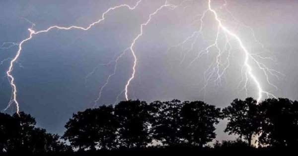 গাইবান্ধায় বজ্রপাতে শিক্ষার্থীসহ তিনজনের মৃত্যু