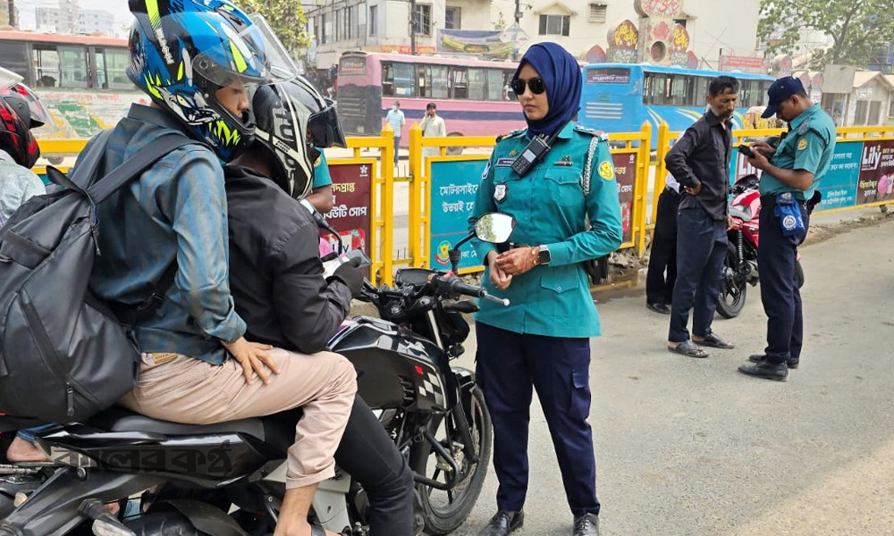 ট্রাফিক আইন ভাঙলে অটো নোটিশ,হাজিরা না দিলে গ্রেপ্তারি পরোয়ানা