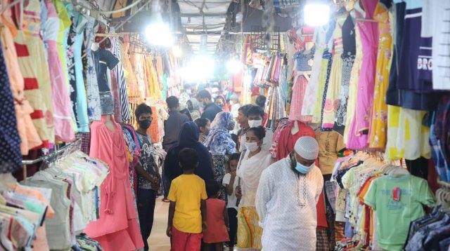 ঈদ সামনে রেখে শপিংমল রাত ১০টা পর্যন্ত খোলা রাখার দাবি