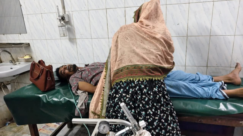 লালমোহনে নারিকেল পাড়া নিয়ে সংঘর্ষে নিহত ১