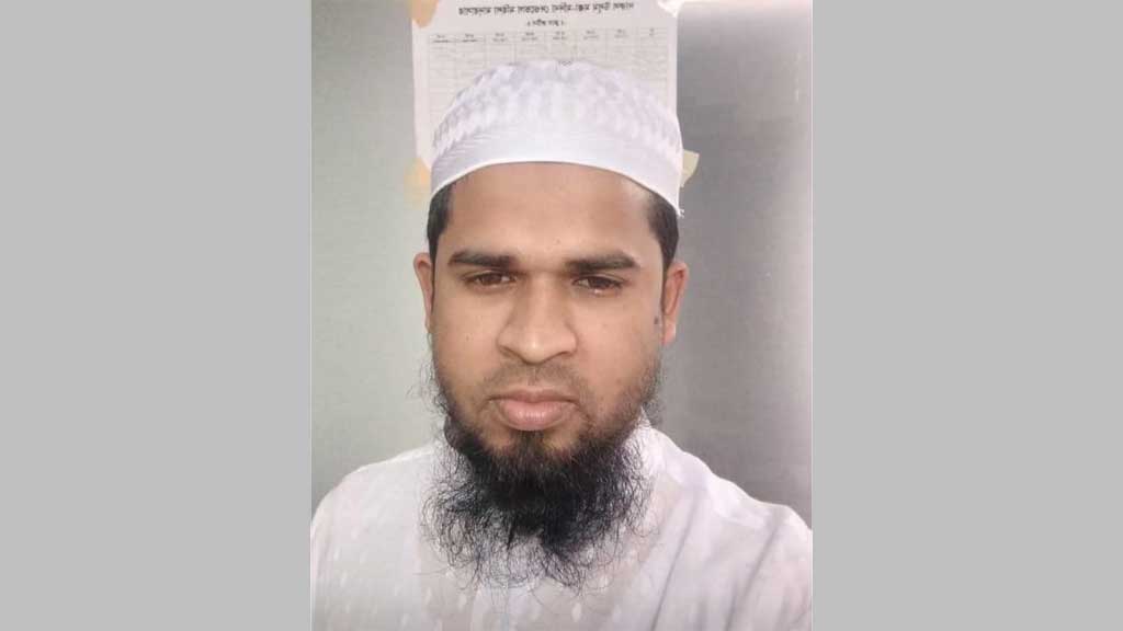 নেত্রকোণায় শিশু ছাত্রীকে ধর্ষণ মামলায় সেই মাদ্রাসা শিক্ষক গ্রেপ্তার