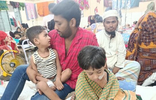 চট্টগ্রামে হামের ‘হটস্পট’ ৯ ওয়ার্ড, হাসপাতালে জায়গা নেই