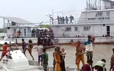 মোংলায় কোস্ট গার্ড স্টেশনে দুর্বৃত্তদের হামলা ও ভাঙচুর, আহত বেশ কয়েকজন সদস্য