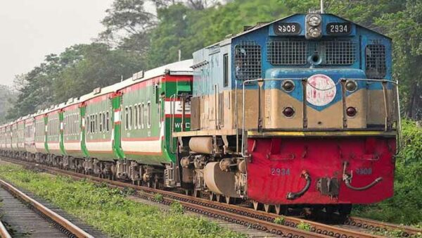 ইজারা দেওয়া হবে রেলওয়ে পশ্চিমাঞ্চলের ১১ ট্রেন