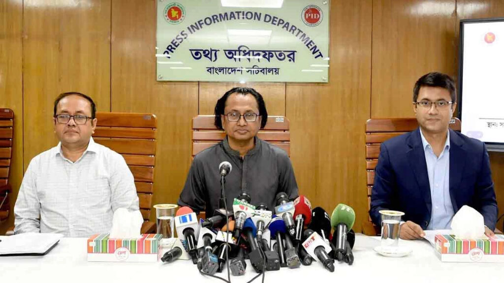 ভারতে প্রবেশ না করে দেশে ফেরা নিয়ে মুখ খুললেন ডা. জাহেদ উর রহমান