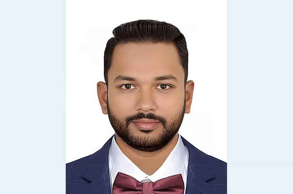 চাঁদাবাজির অভিযোগ: মুচলেকা নিয়ে পরিবারের কাছে দেওয়া হলো এমপিপুত্রকে