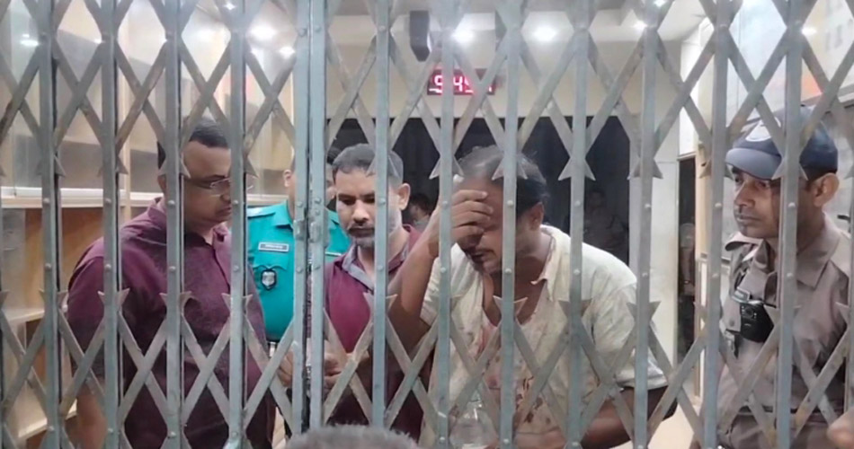 থানার ভেতর স্বেচ্ছাসেবক দল নেতাকে পিটিয়ে রক্তাক্ত, ওসির অস্বীকার