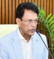 ‘মাতৃভাষা কি বাদ দেওয়া যেতে পারে?’ কোর্স বন্ধের খবর উড়িয়ে দিলেন মন্ত্রী