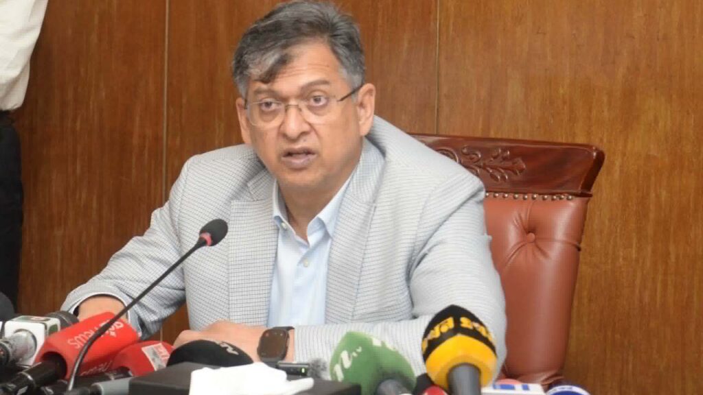 ৬ জেলায় হঠাৎ সেনা মোতায়েনের কারণ জানালেন স্বরাষ্ট্রমন্ত্রী