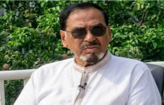 ভারপ্রাপ্ত রাষ্ট্রপতি হলেন হাফিজ উদ্দিন আহমদ