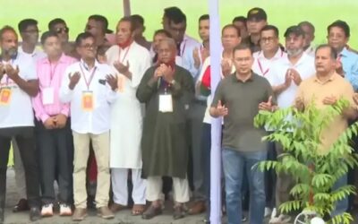 বরিশাল পৌঁছেছেন প্রধানমন্ত্রী, অংশ নিয়েছেন বৃক্ষরোপণ কর্মসূচিতে