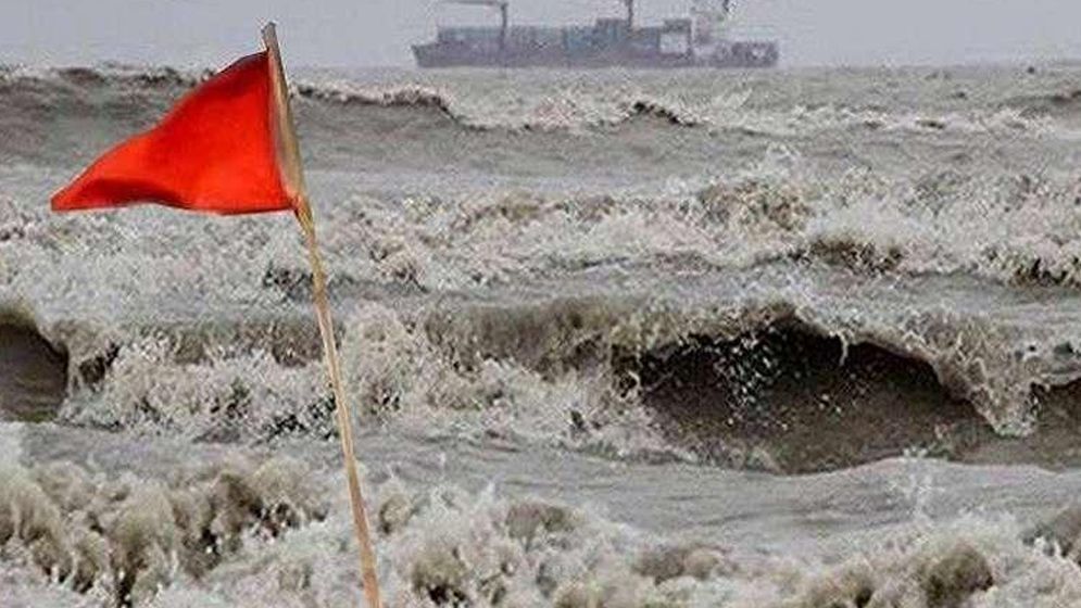 সমুদ্রবন্দরে ৩ নম্বর সতর্ক সংকেত বহাল