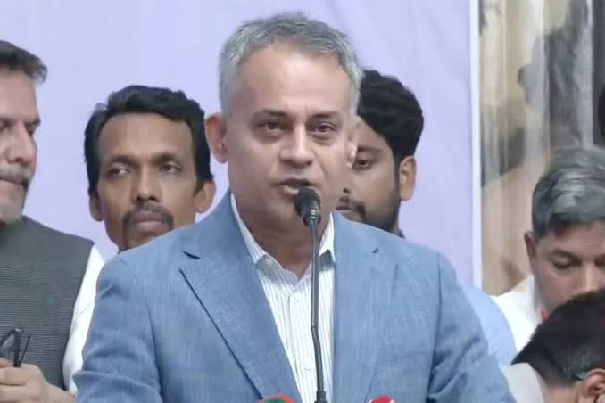 জুলাই ব্যক্তিগত বা রাজনৈতিক গোষ্ঠীর নয়, জাতির অর্জন: শেখ রবিউল