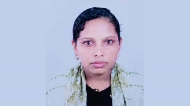 ফেরি থেকে মাঝ পদ্মায় ঝাঁপ দেওয়া নারীকে ফরিদপুরে জীবিত উদ্ধার