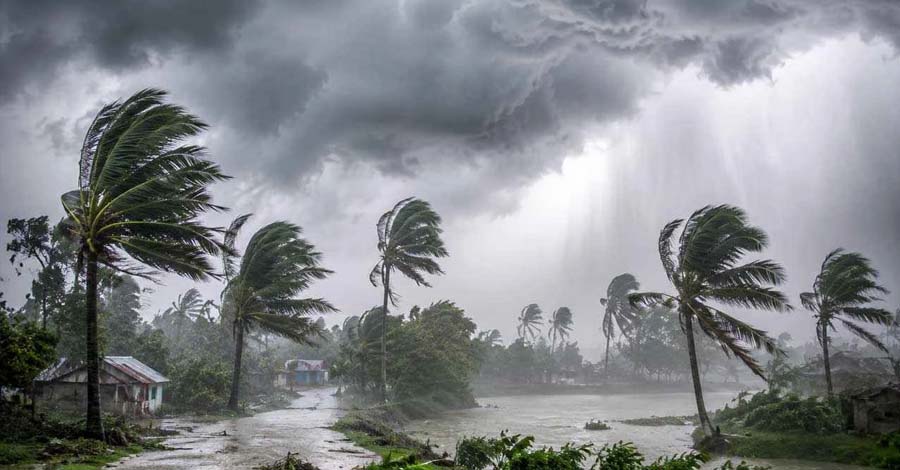 দেশের ১২ অঞ্চলে বজ্রবৃষ্টির আভাস, নদীবন্দরে সতর্কসংকেত