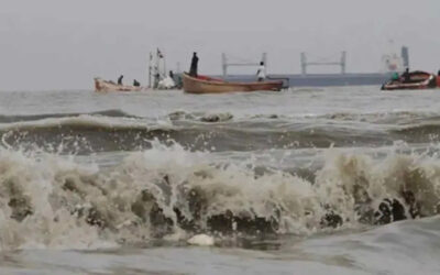 সমুদ্র বন্দরে ৩ নম্বর স্থানীয় সতর্ক সংকেত