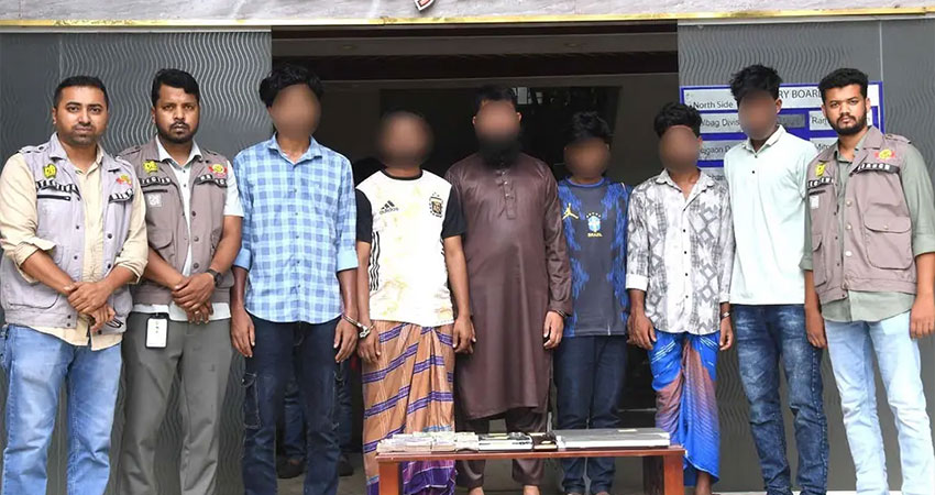 আস-সুন্নাহ ফাউন্ডেশনের নামে প্রতারণা, ডিবির জালে ৬ প্রতারক