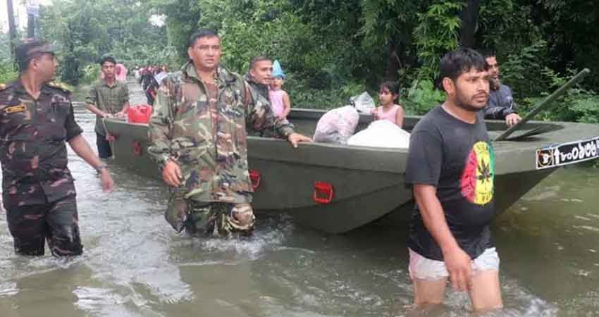 ৪ লাখ মানুষ পানিবন্দি, ৭ উপজেলায় সেনা মোতায়েন