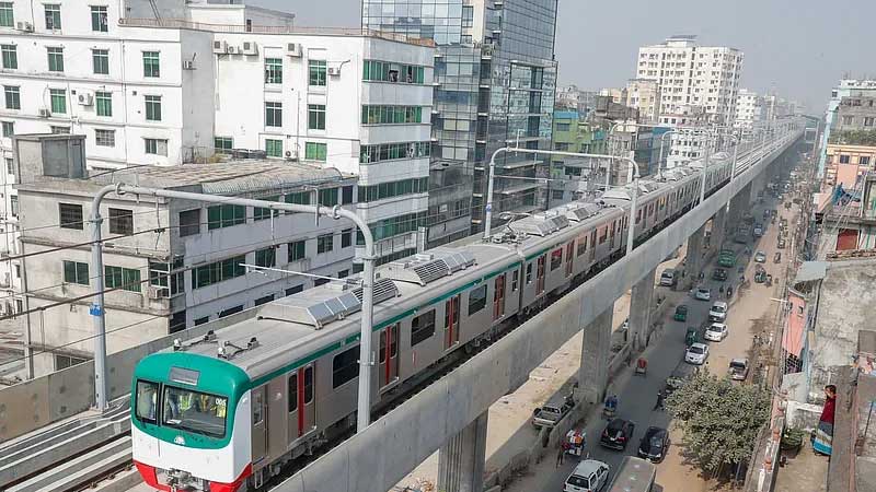 মেট্রোরেলে বিজ্ঞাপন আয় ভাড়া নাকি সেবা,জটিলতা অবসানে চিঠি