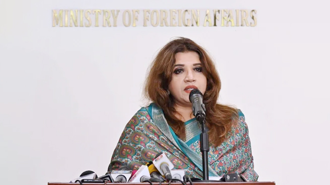 আরব আমিরাতে বাতিল হচ্ছে বাংলাদেশিদের ভিসা, যা জানালেন পররাষ্ট্র প্রতিমন্ত্রী