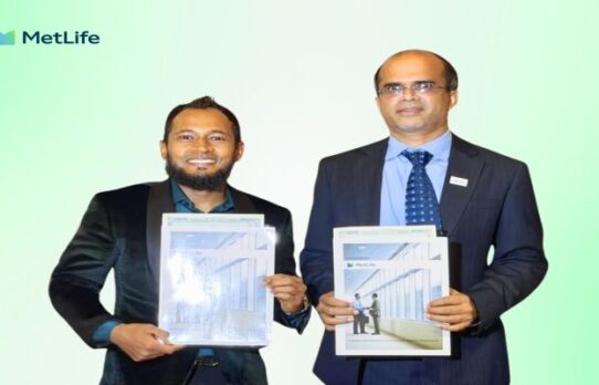 চতুর্থ মেয়াদে মেটলাইফ বাংলাদেশের ব্র্যান্ড অ্যাম্বাসেডর হলেন মুশফিকুর রহিম