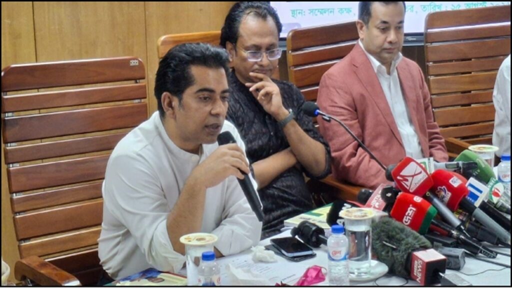 সাংবাদিককে ‘আরও প্রফেশনাল ওয়েতে’ প্রশ্ন করার আহ্বান: তথ্যমন্ত্রীর
