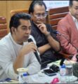 সাংবাদিককে ‘আরও প্রফেশনাল ওয়েতে’ প্রশ্ন করার আহ্বান: তথ্যমন্ত্রীর