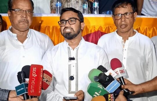 লংমার্চের ঘোষণা দিয়ে আওয়ামী লীগ ফেরার পথ তৈরি করছে: রাশেদ খান