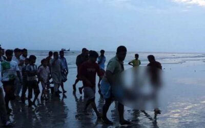 পাথরঘাটা ট্রলার ডুবির ২২ ঘণ্টা পর পাঁচ জেলের মরদেহ উদ্ধার