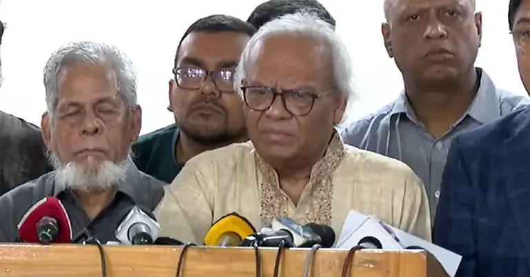 দলের নাম ব্যবহার করে শৃঙ্খলা পরিপন্থী কাজ করলে ব্যবস্থ নেয়া হবে: রিজভী