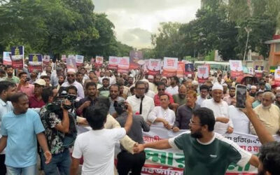 খুনের সঙ্গে জড়িতদের বিচারের দাবিতে সংসদ অভিমুখে গুম ফেরত ব্যক্তিদের পদযাত্রা