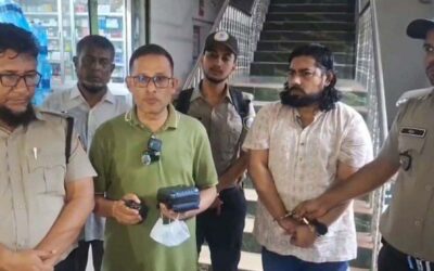 চাঁদপুরে হাসপাতাল থেকে ইয়াবাসহ চিকিৎসক গ্রেফতার