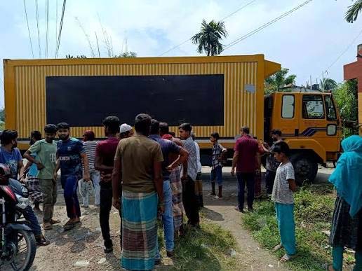 টাঙ্গাইলে কাভার্ড ভ্যানের চাপায় যুবক নিহত
